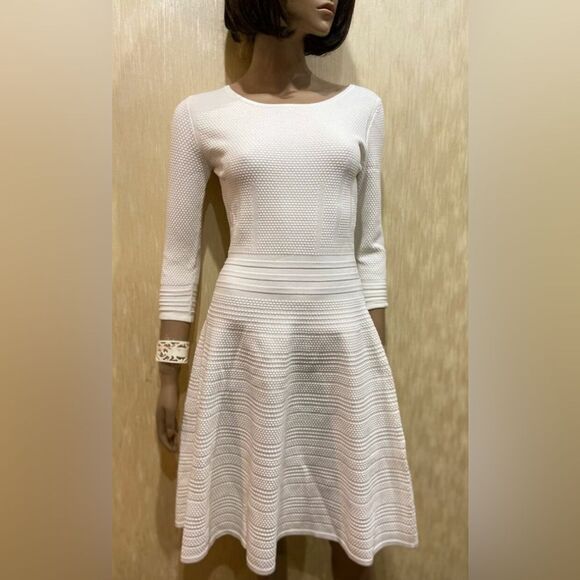 Hugo Boss Dresses & Skirts - Hugo Boss Off White 3/4 Sleeve Waffle Textured Knit Knee Length Dress M